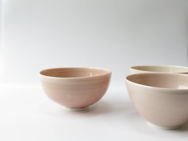 Set of 3 Pink Breakfast Bowls (No4)