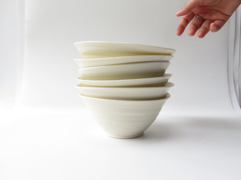 Set of 6 White Luna Breakfast Bowls (No 11)