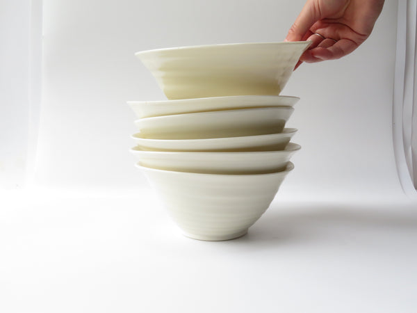 Set of 6 White Luna Breakfast Bowls (No 11)