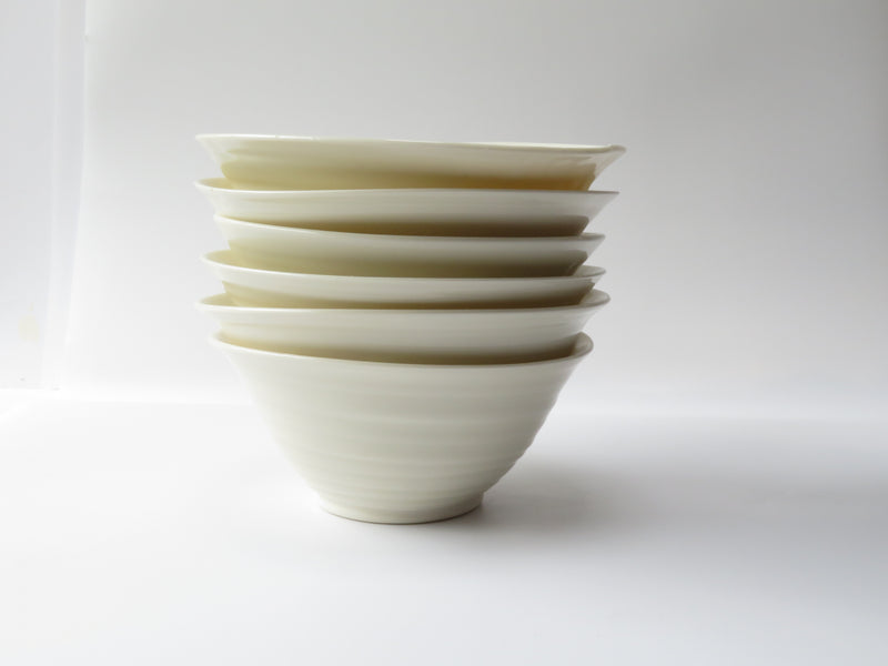 Set of 6 White Luna Breakfast Bowls (No 11)