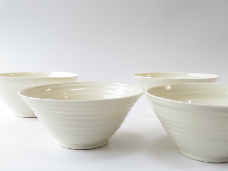 Set of 4 White Luna Breakfast Bowls (No 12)