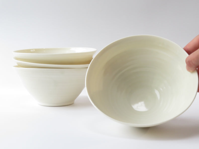 Set of 4 White Luna Breakfast Bowls (No 12)